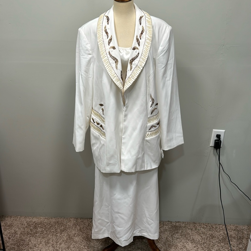 NWT J. Lauren International 3 piece suit or church suit women’s sz 22W, as is